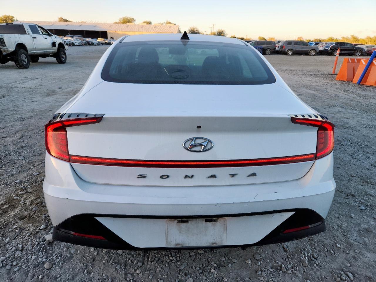 2021 Hyundai Sonata Sel - Image 6