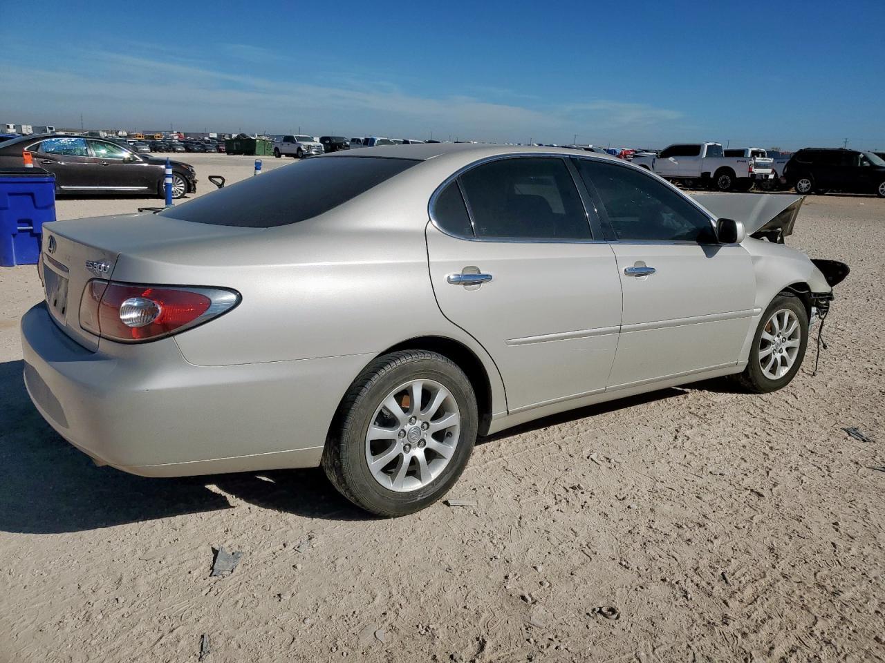 2003 Lexus Es 300 - Image 3