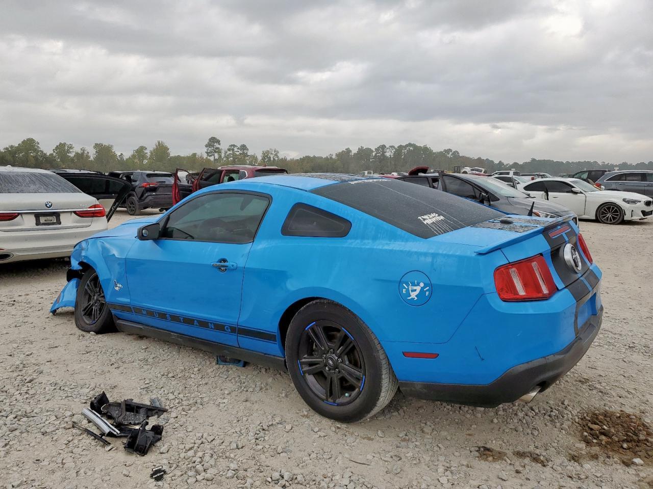 2012 Ford Mustang - Фото 2