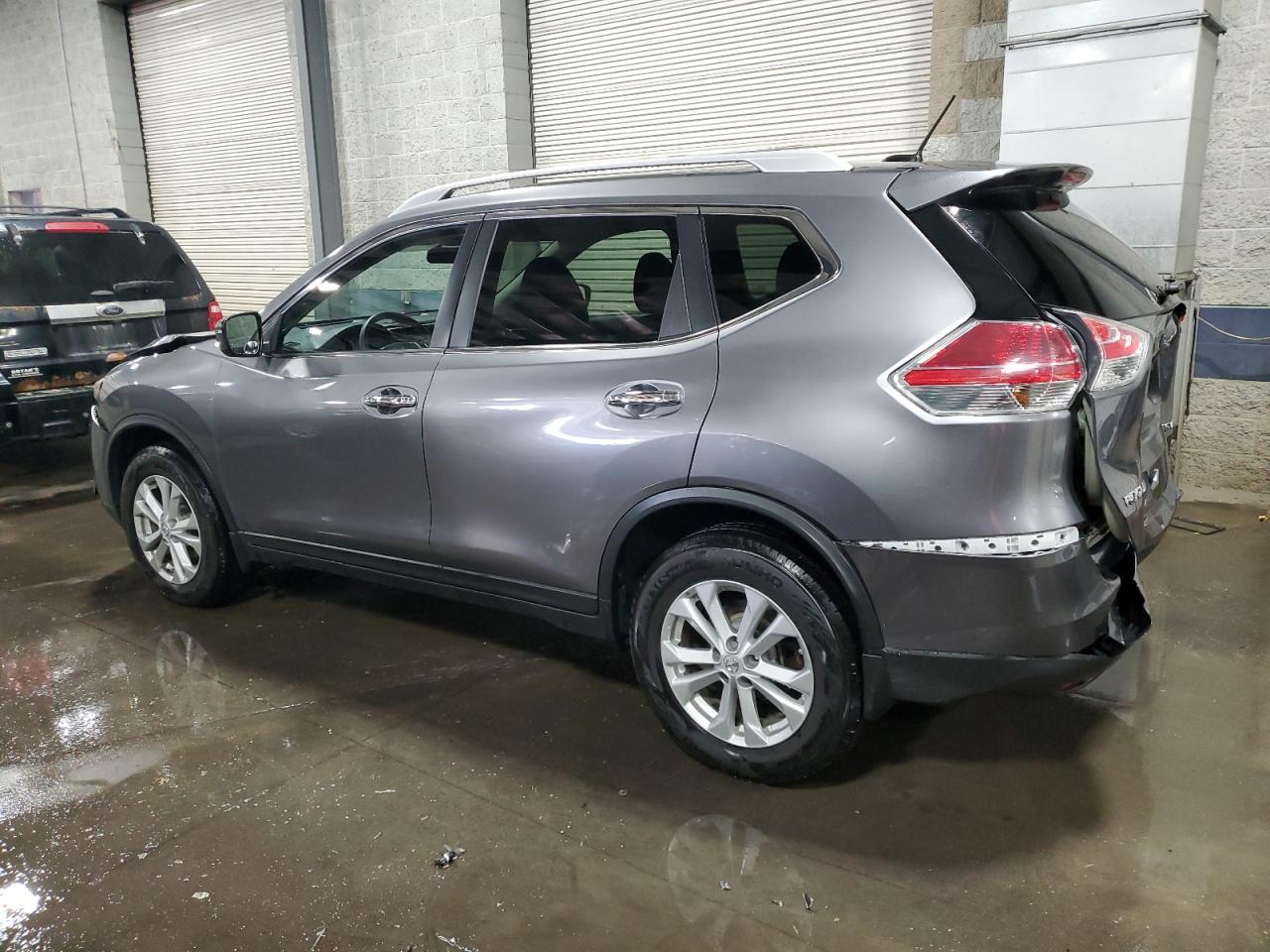 2016 Nissan Rogue S - Фото 2