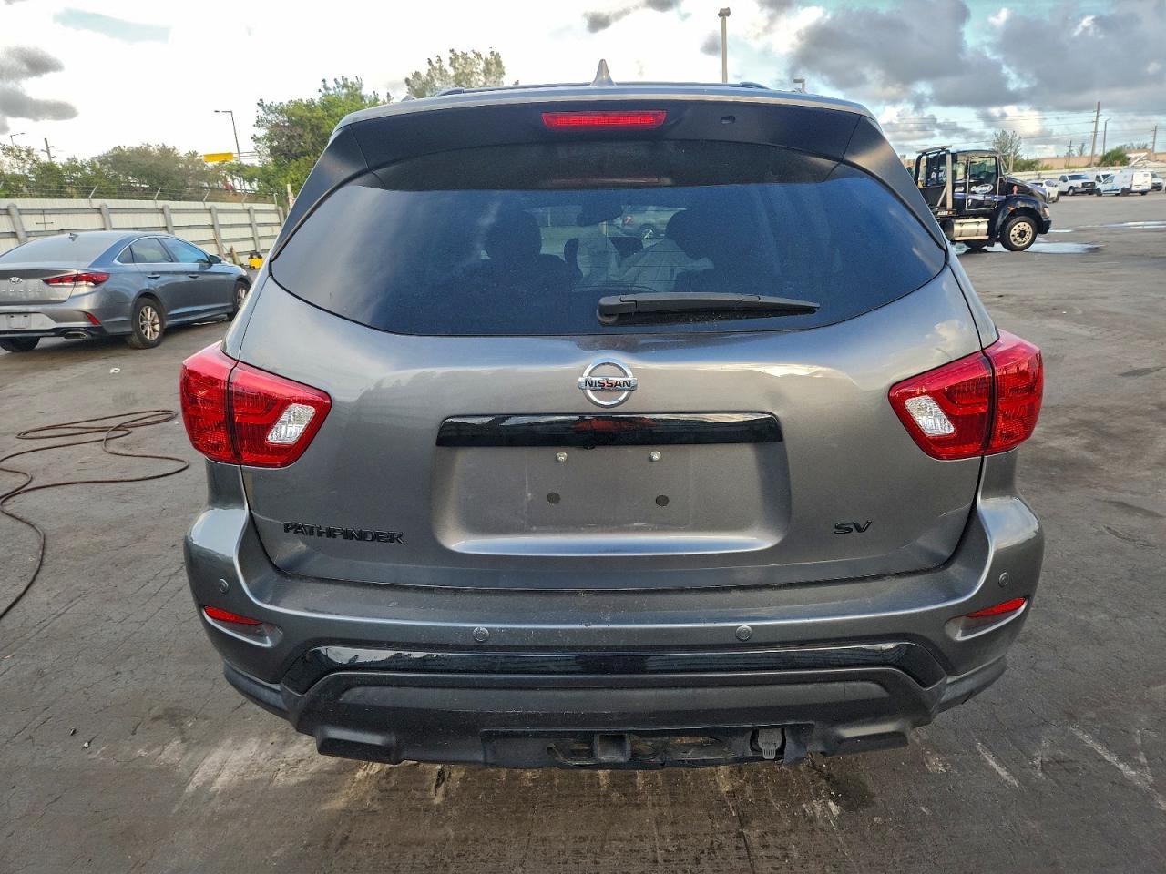 2020 Nissan Pathfinder Sv - Фото 6