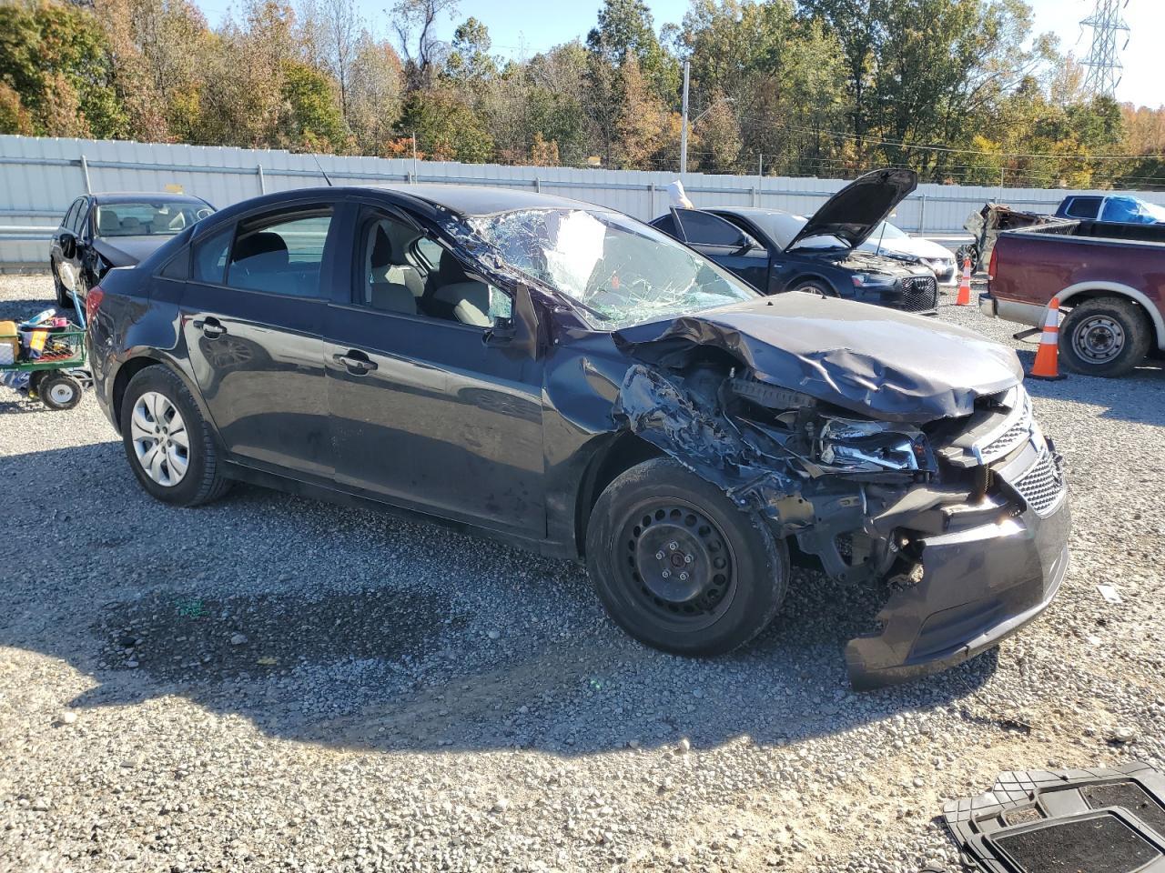 2014 Chevrolet Cruze Ls - Фото 4