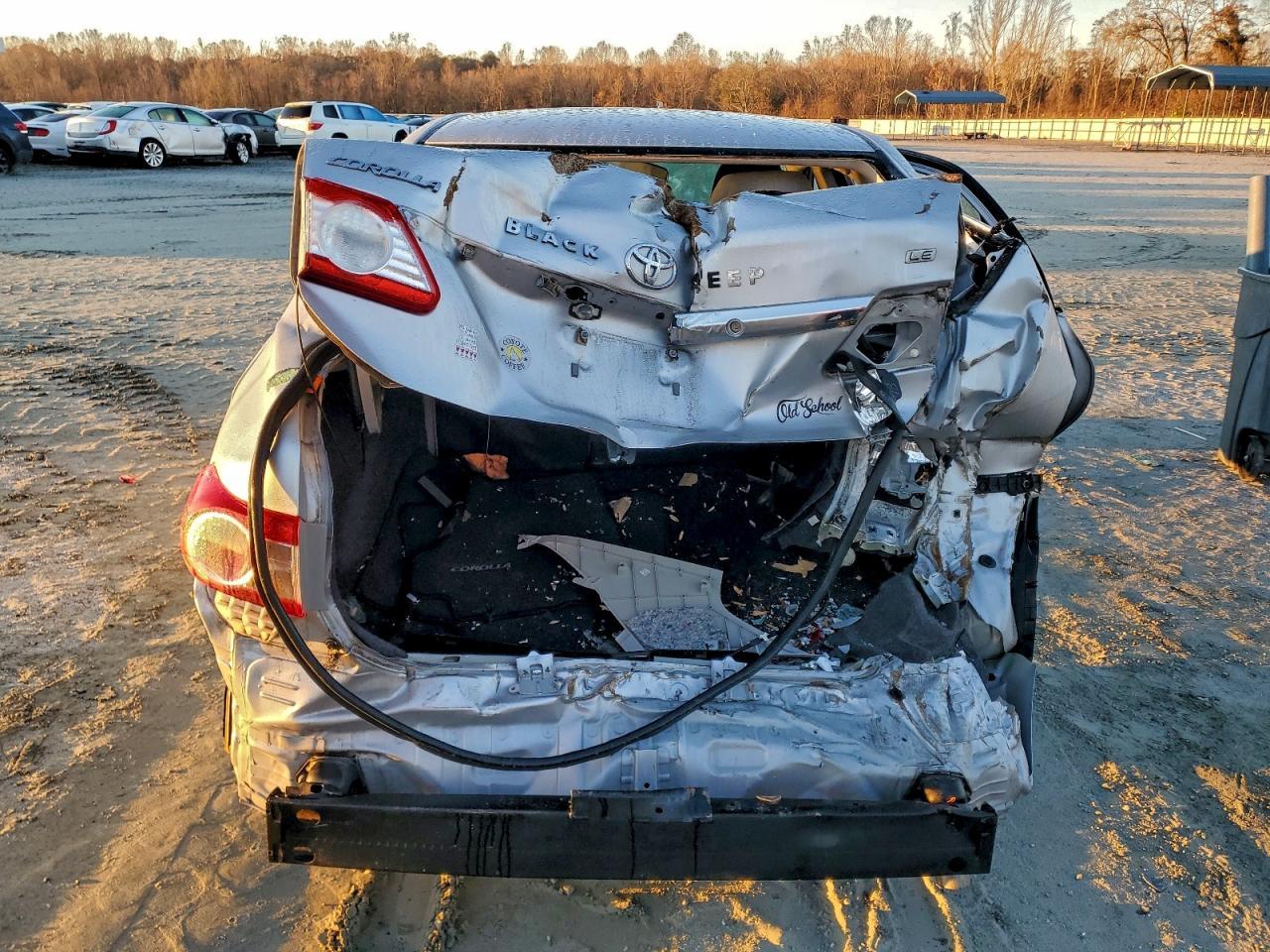 2011 Toyota Corolla Base - Фото 6