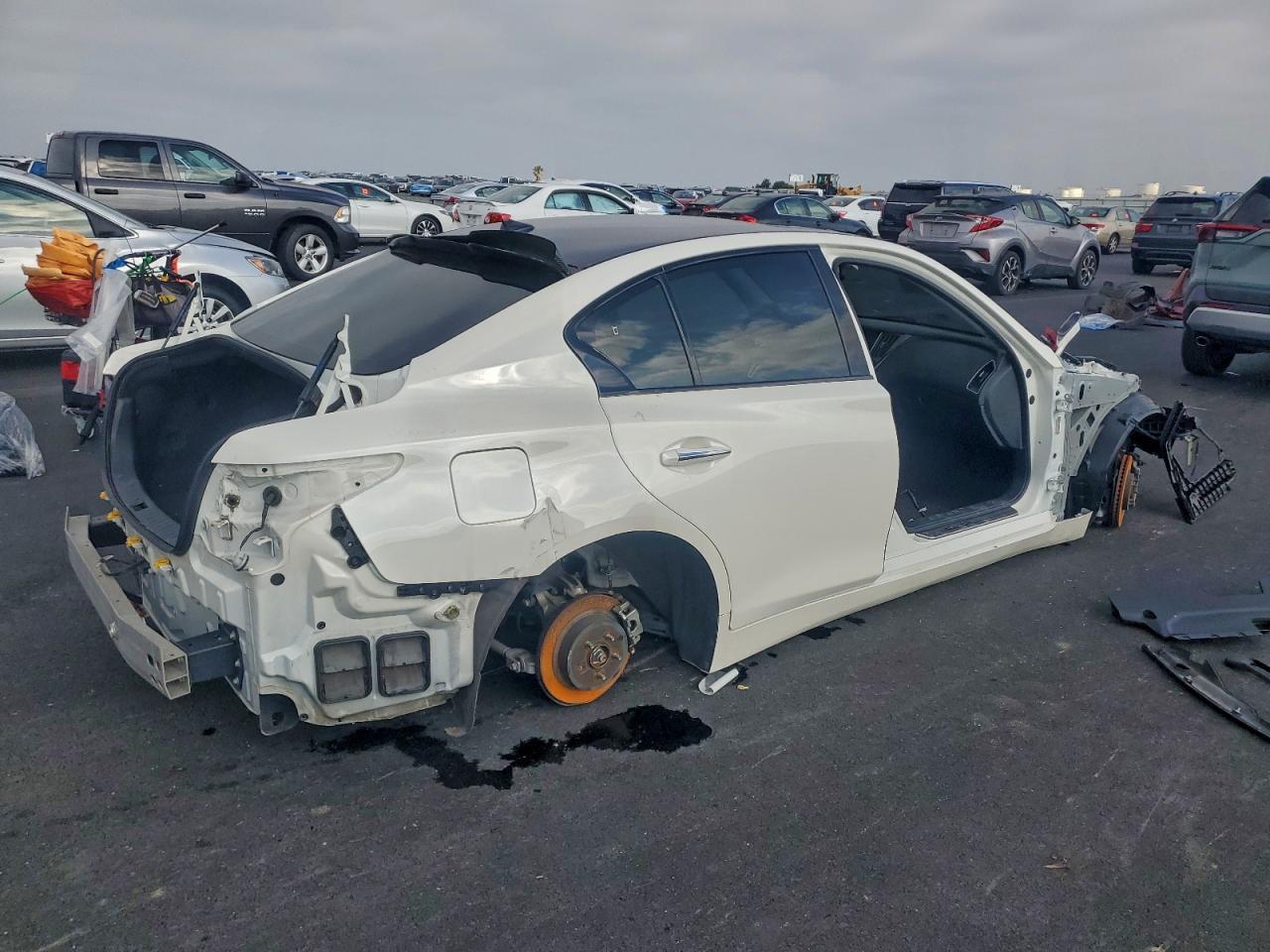 2019 Infiniti Q50 Luxe - Image 3