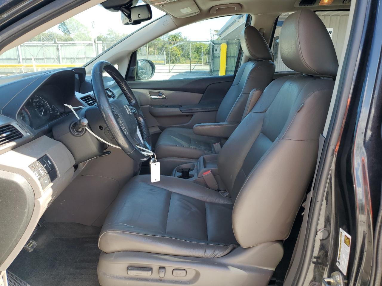 2016 Honda Odyssey Touring - Фото 7