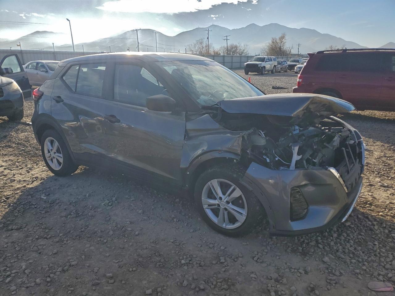 2024 Nissan Kicks S - Фото 4