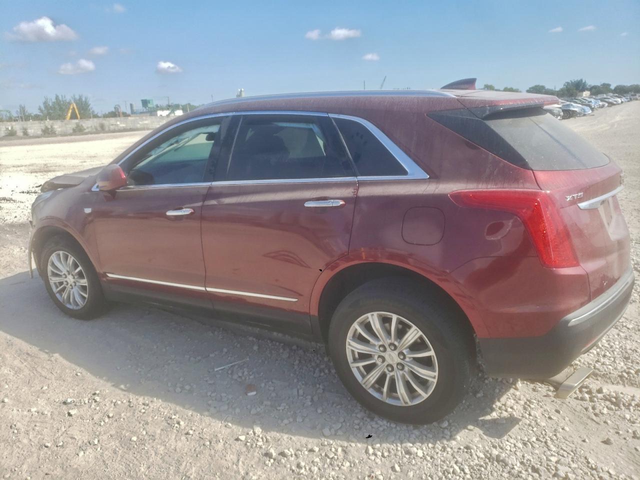 2017 Cadillac Xt5 - Фото 2