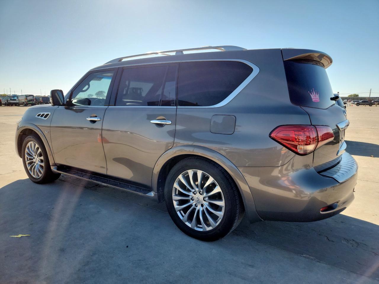2017 Infiniti Qx80 Base - Image 2