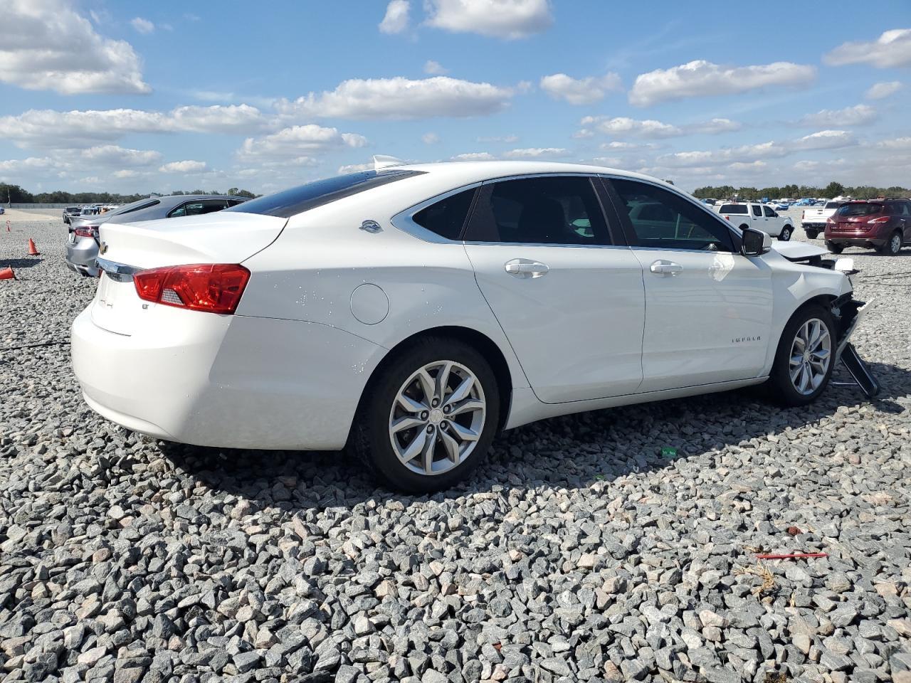 2017 Chevrolet Impala Lt - Фото 3