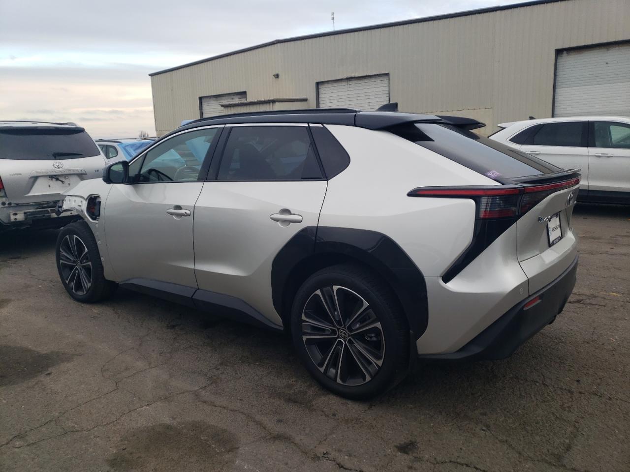 2023 Toyota Bz4X Xle - Фото 2