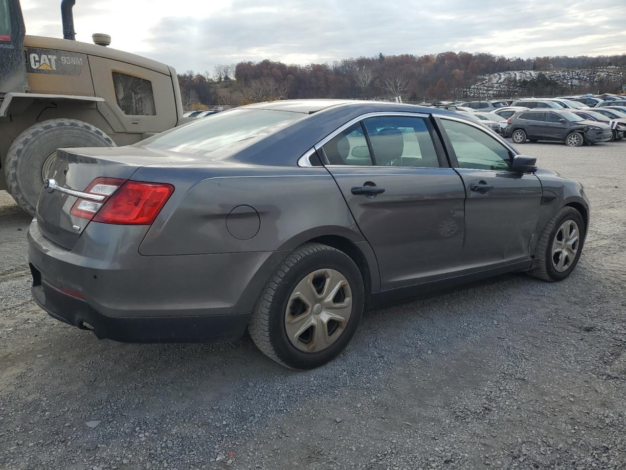 2015 Ford Taurus Police Interceptor - Image 3