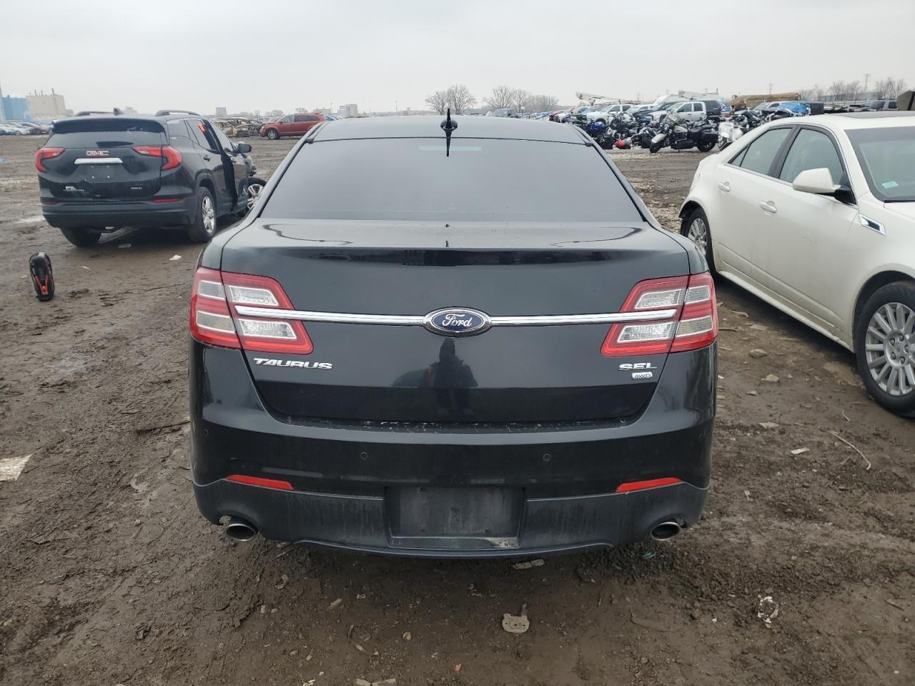 2017 Ford Taurus Sel - Image 6
