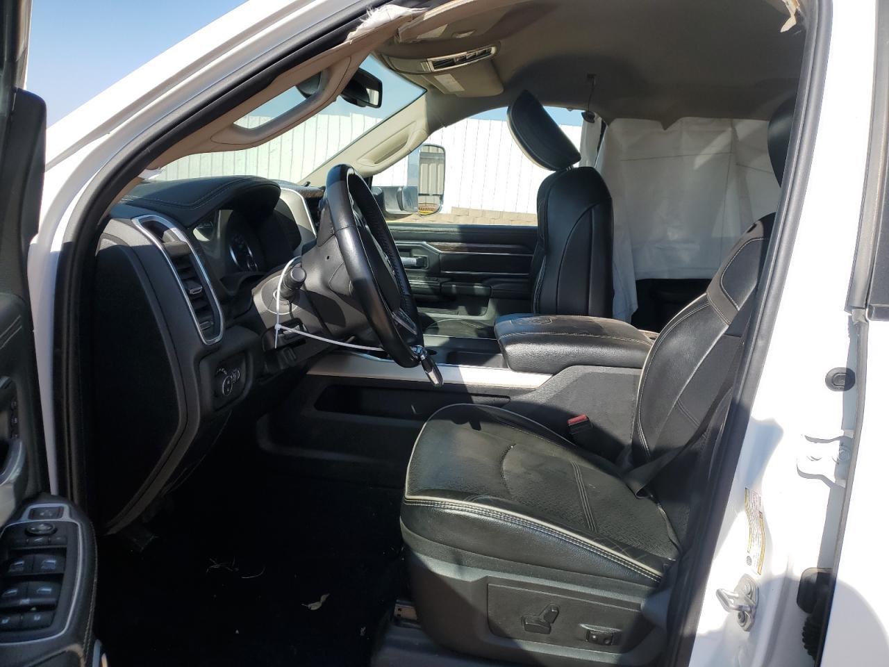 2020 Ram 3500 Laramie - Фото 7