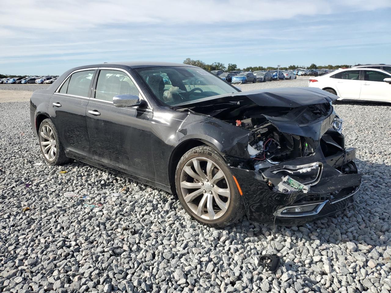 2019 Chrysler 300 Limited - Фото 4