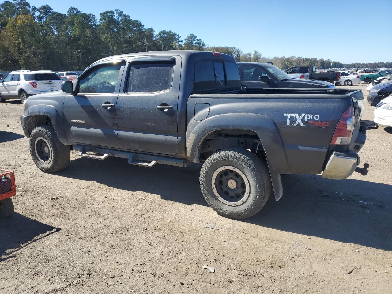 2011 Toyota Tacoma Double Cab - Фото 2