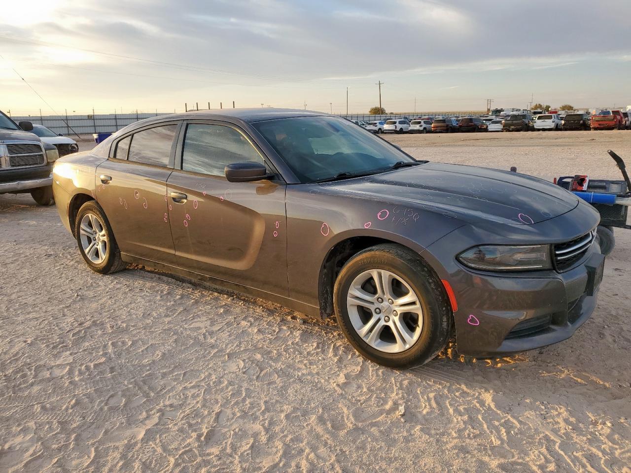 2017 Dodge Charger Se - Image 4
