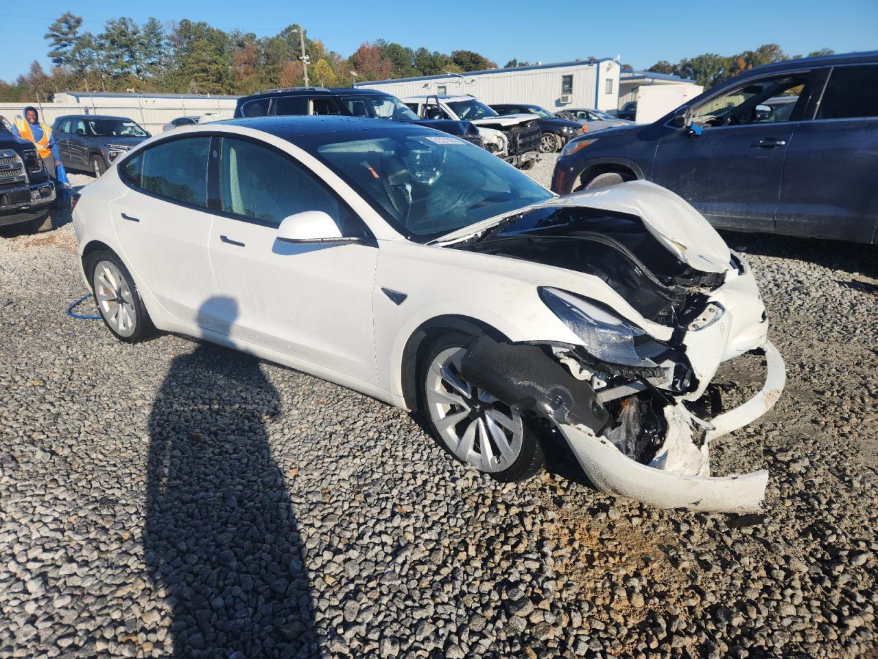 2023 Tesla Model 3 - Фото 4