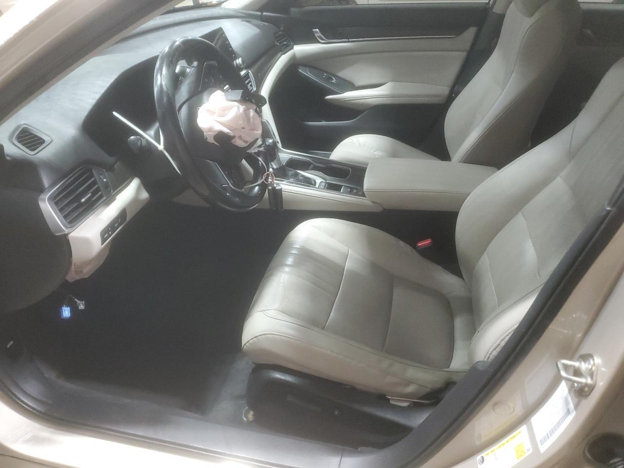 2018 Honda Accord Touring - Фото 7