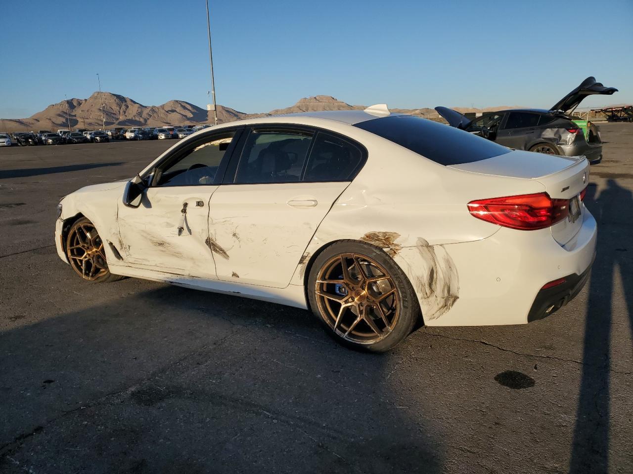 2019 BMW M550Xi - Image 2