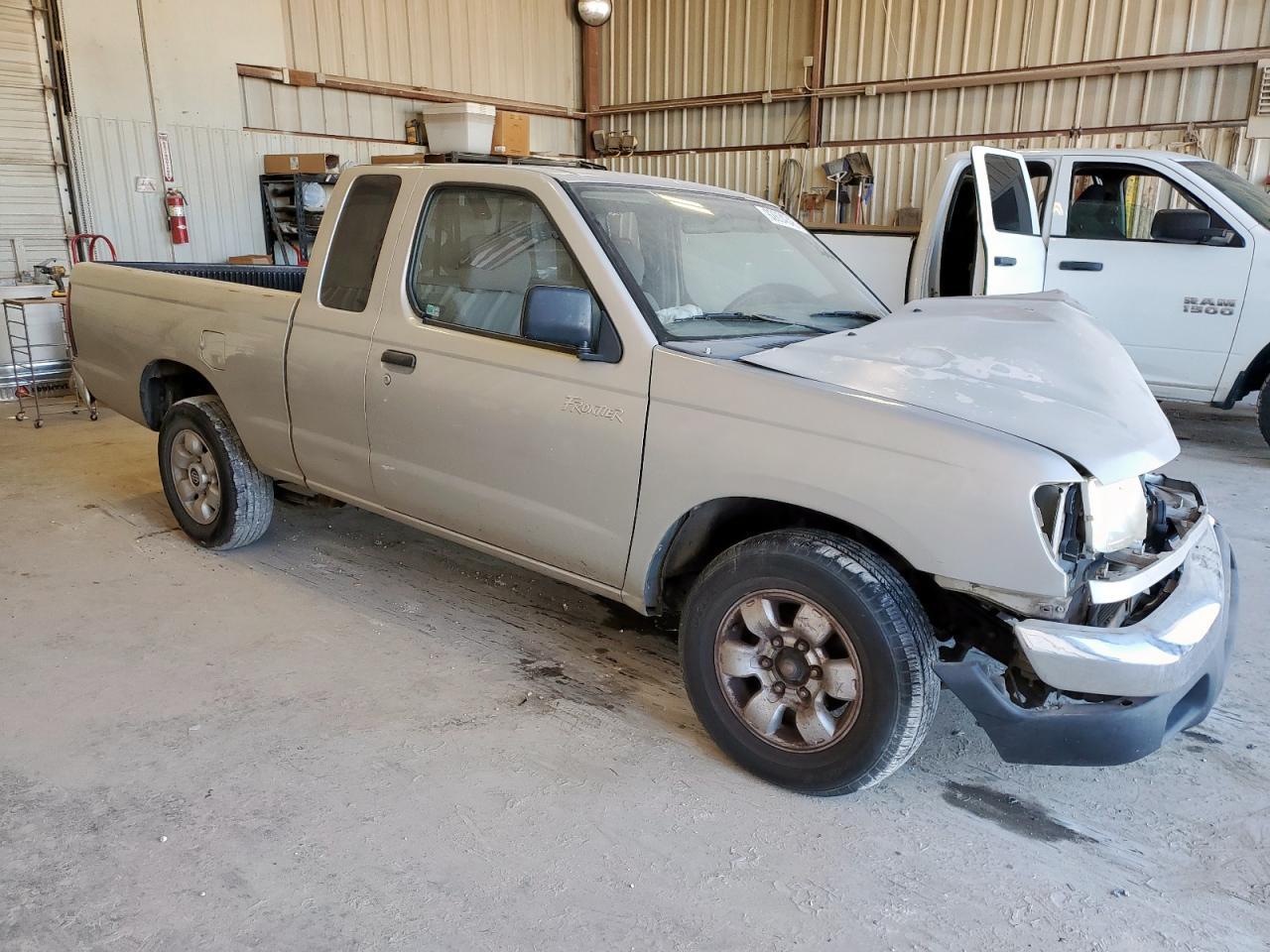 1999 Niss Frontier - Image 4