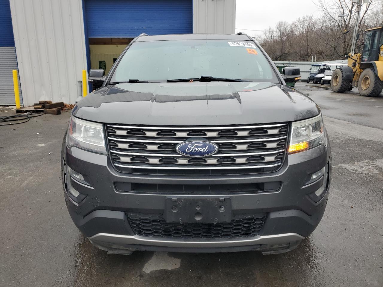 2016 Ford Explorer Xlt - Фото 5