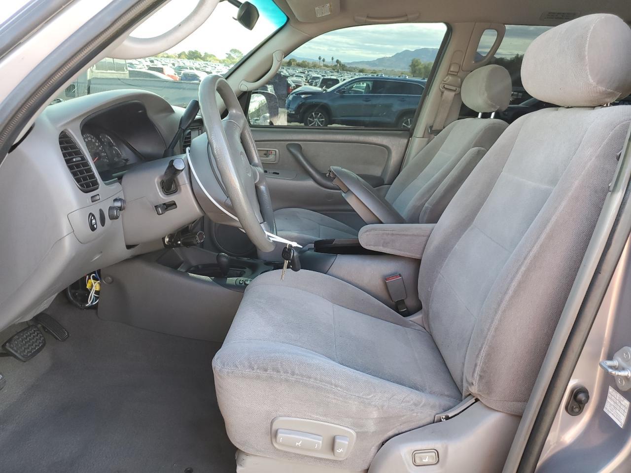 2002 Toyota Sequoia Sr5 - Фото 7