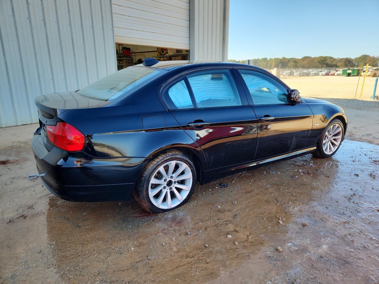 2010 BMW 328 I - Фото 3
