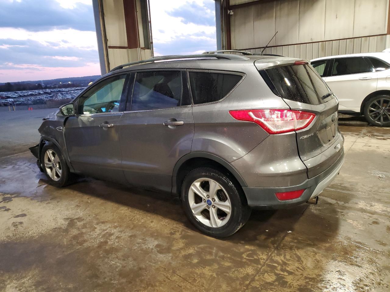 2013 Ford Escape Se - Фото 2