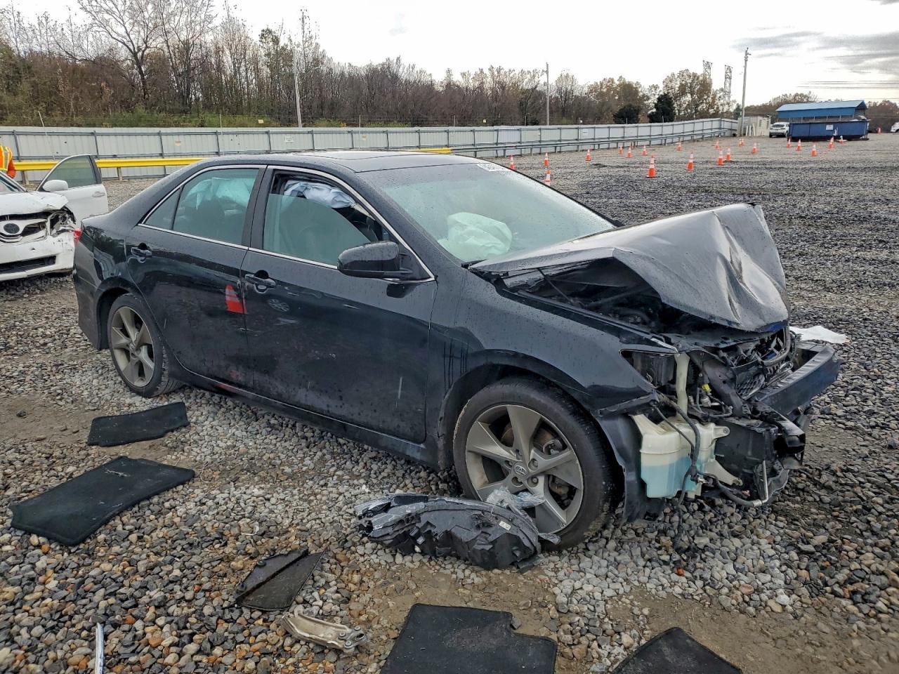 2012 Toyota Camry Base - Фото 4