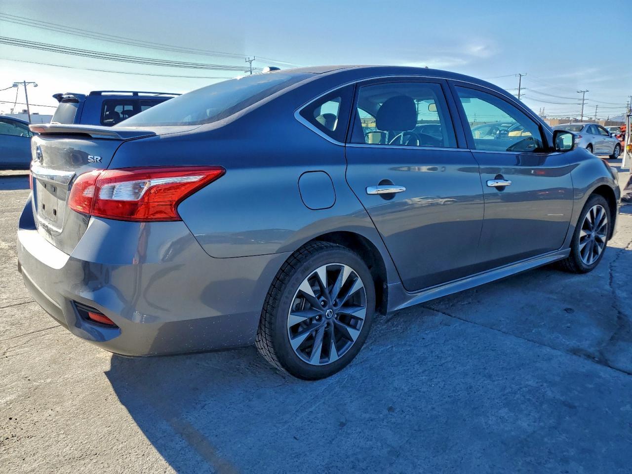 2019 Nissan Sentra S - Фото 3