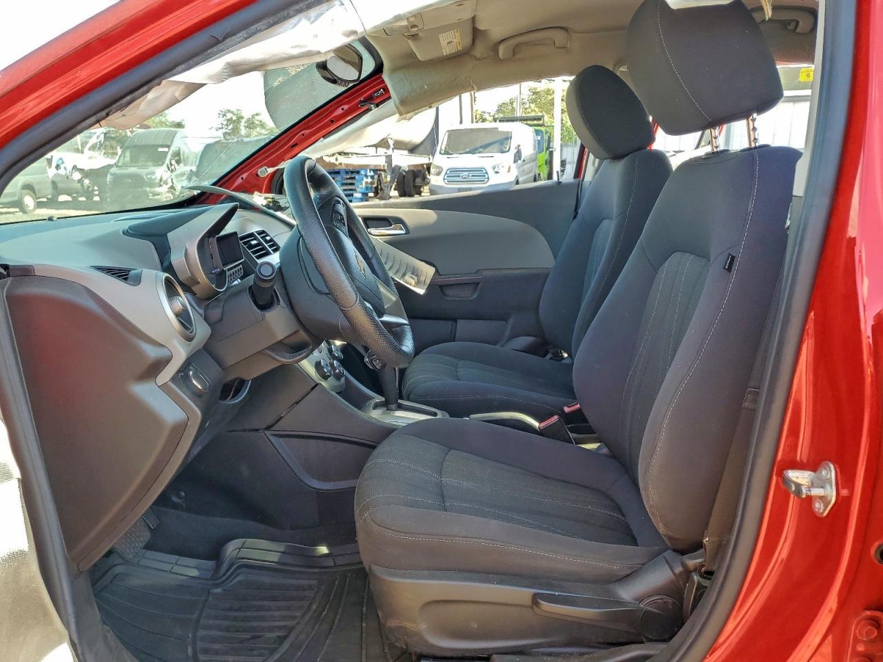 2014 Chevrolet Sonic Lt - Image 7