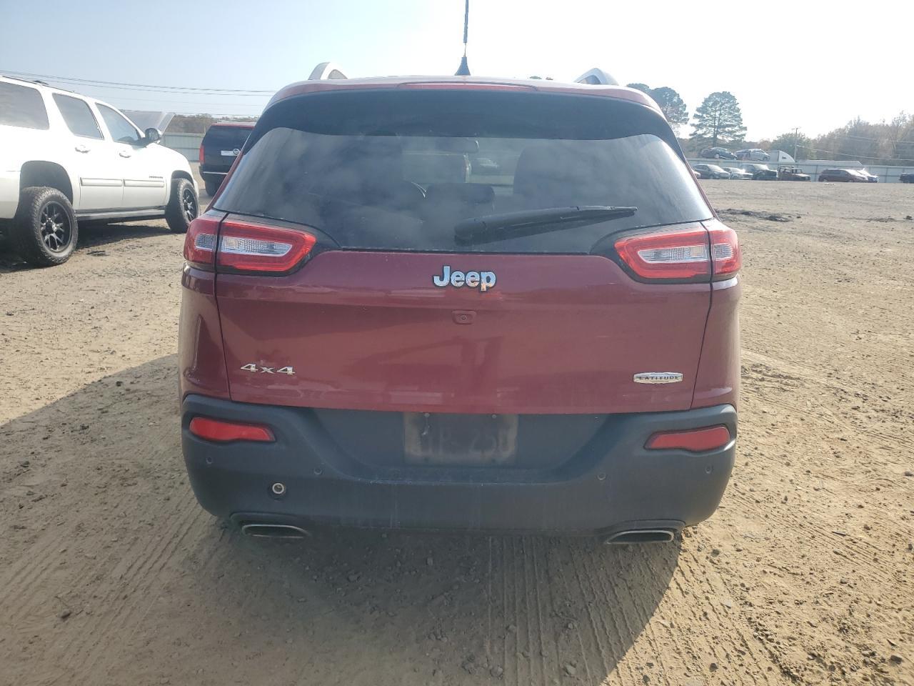 2016 Jeep Cherokee Latitude - Фото 6