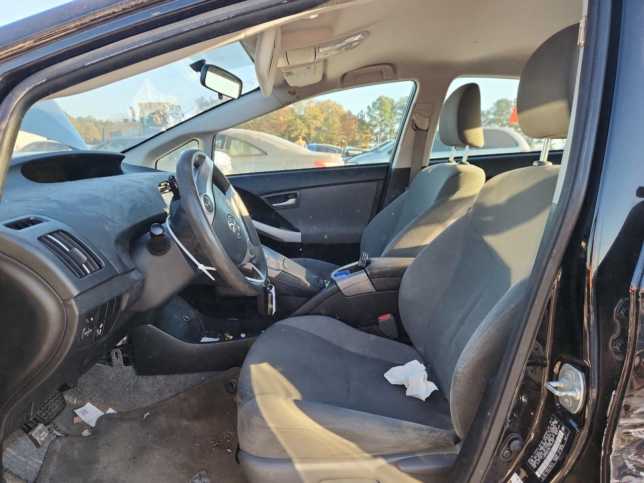 2014 Toyota Prius - Image 7