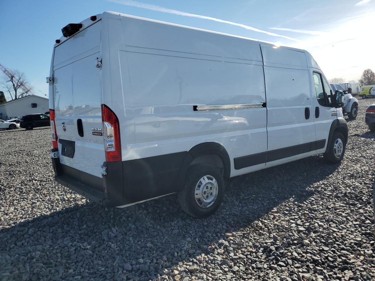 2021 Ram Promaster 3500 Delivery Van - Фото 3
