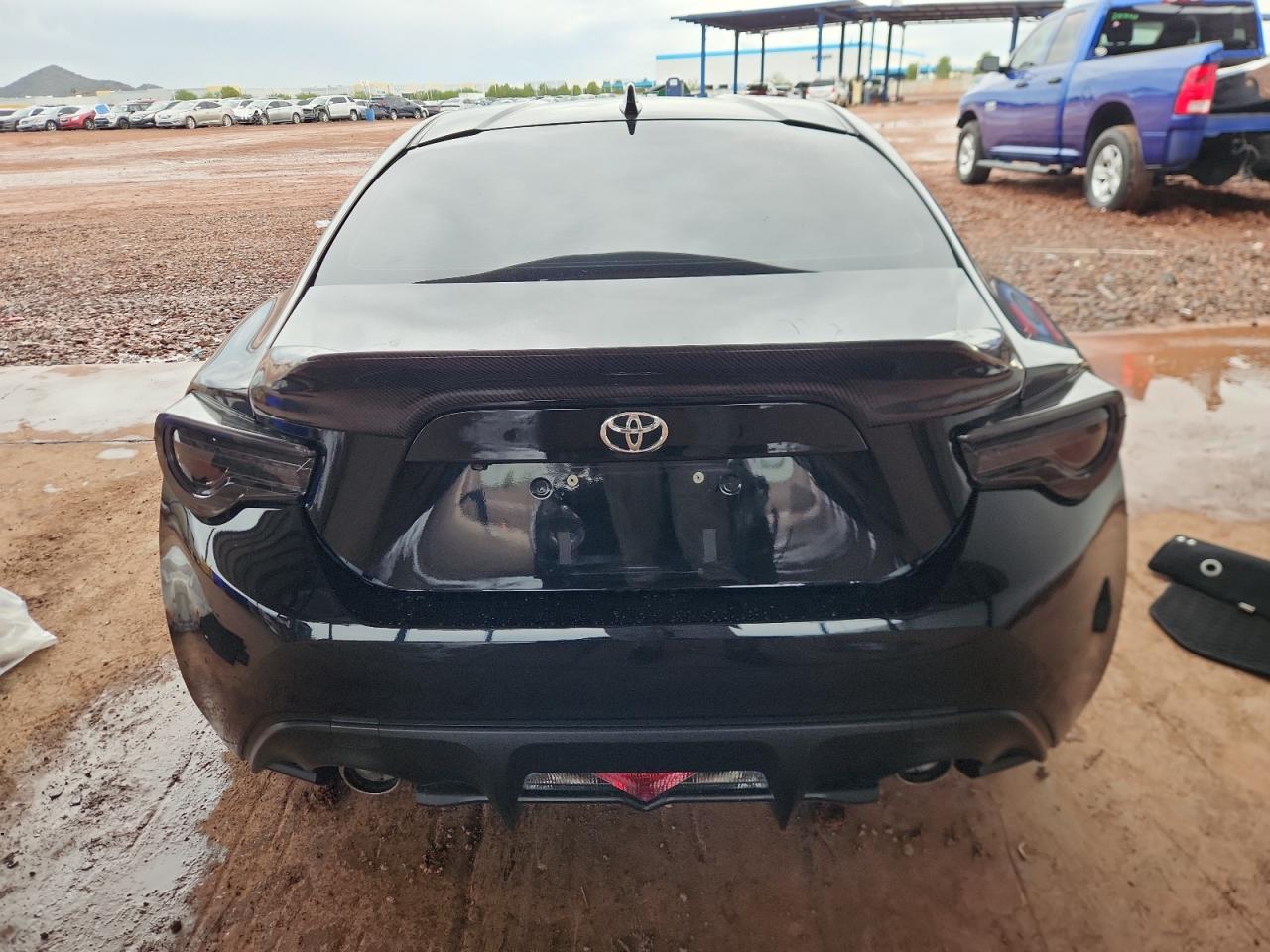 2017 Toyota 86 Base - Image 6