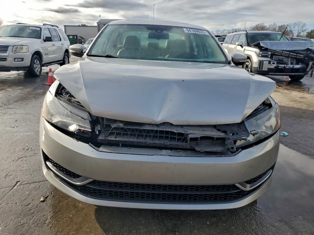 2014 Volkswagen Passat Se - Фото 5