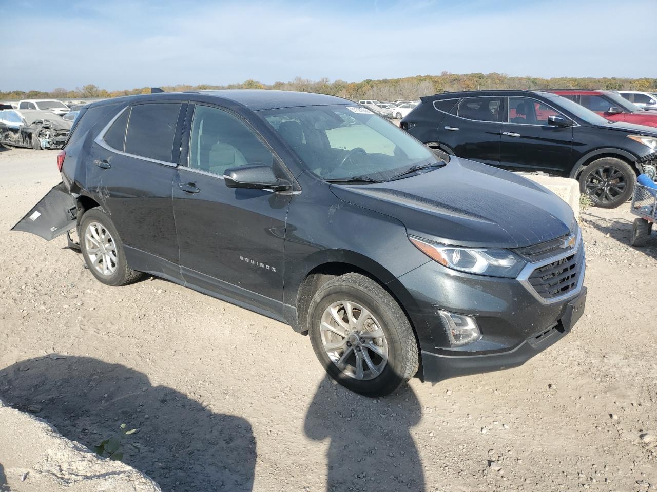 2018 Chevrolet Equinox Ls - Image 4