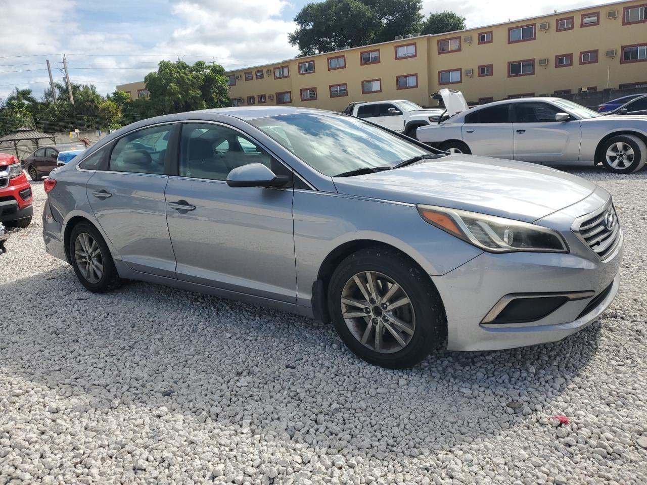 2016 Hyundai Sonata Se - Фото 4