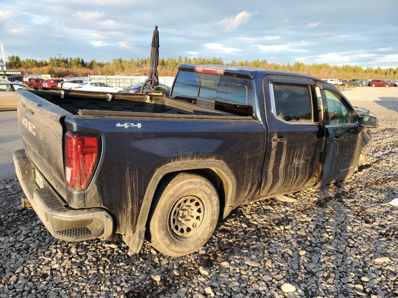 2020 GMC Sierra K1500 Sle - Image 3