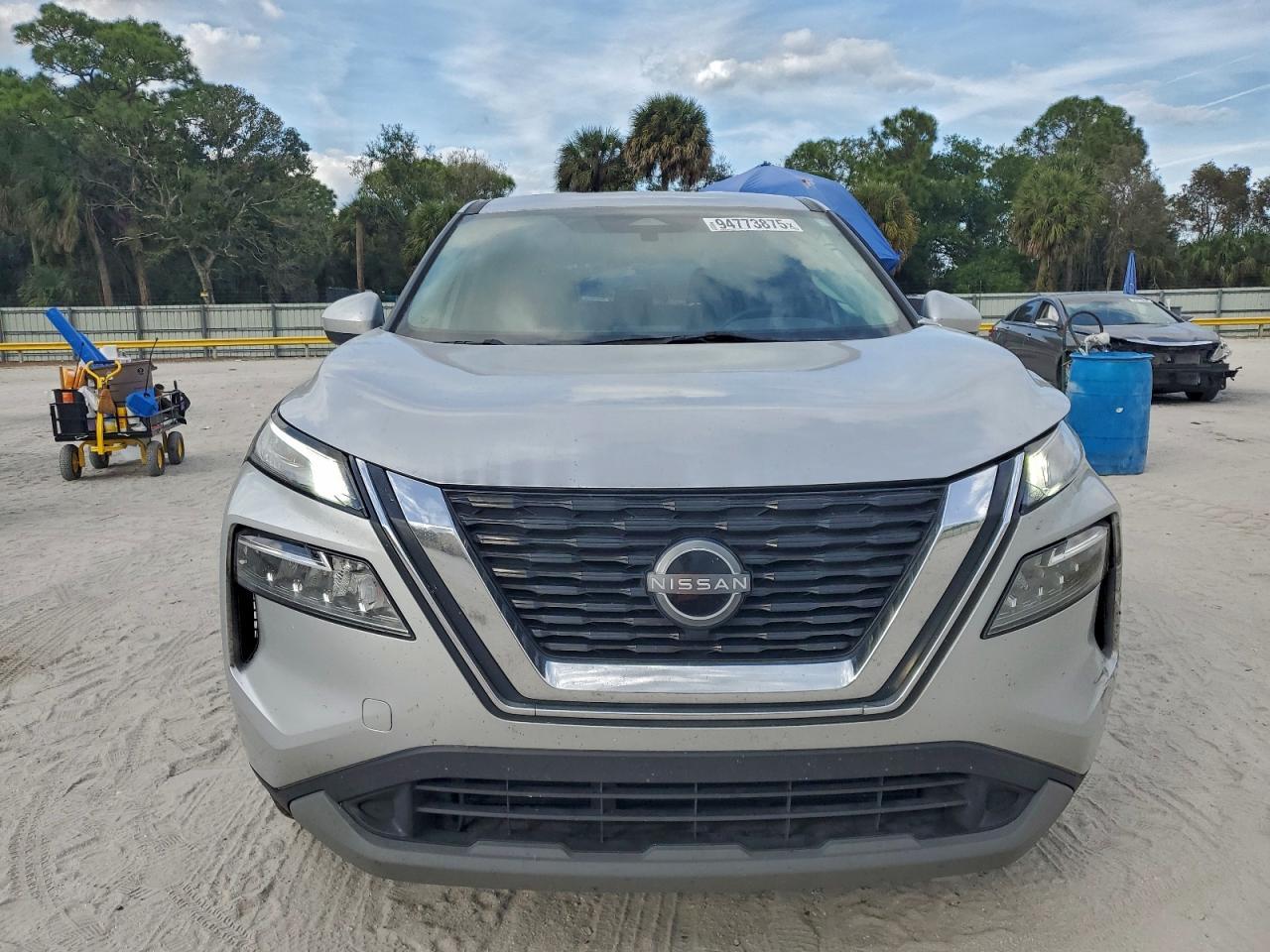 2023 Nissan Rogue Sv - Image 5