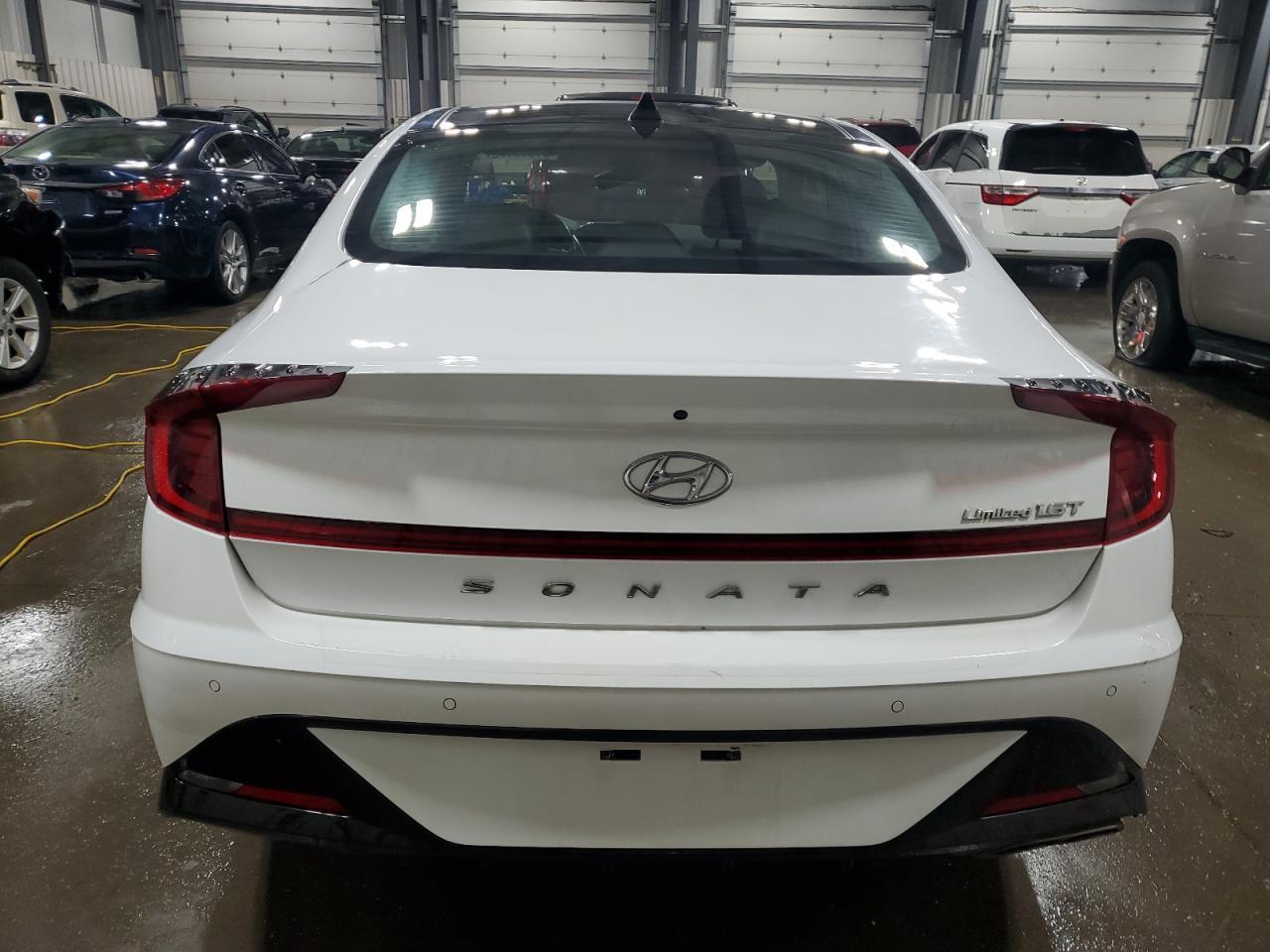2020 Hyundai Sonata Limited - Image 6
