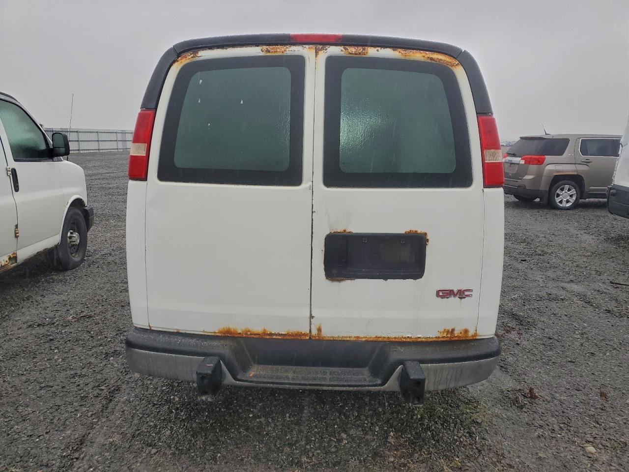 2009 GMC Savana G2500 - Фото 6