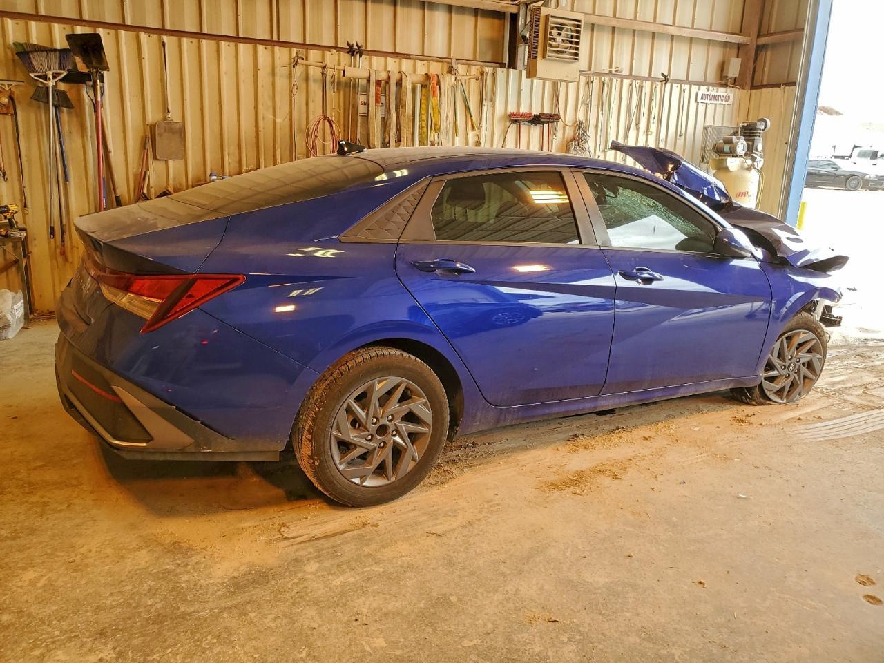 2024 Hyundai Elantra Sel - Фото 3