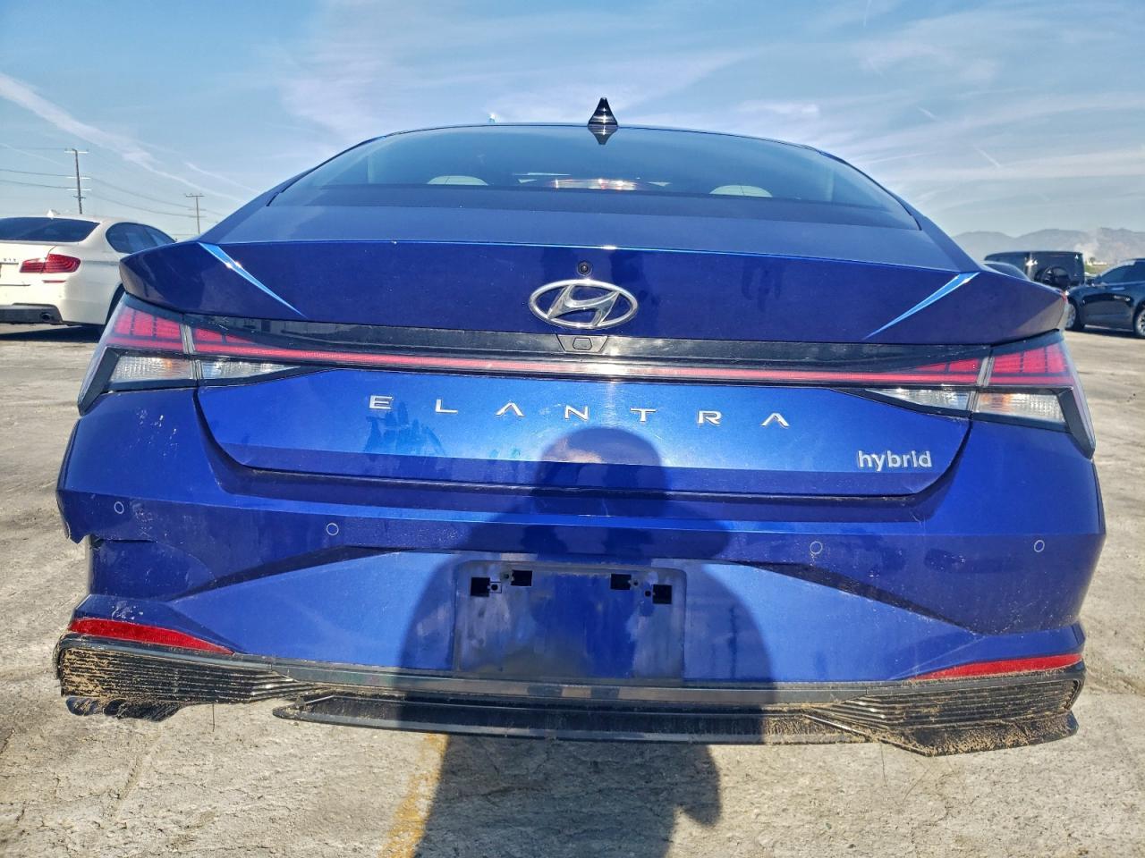 2021 Hyundai Elantra Limited - Image 6