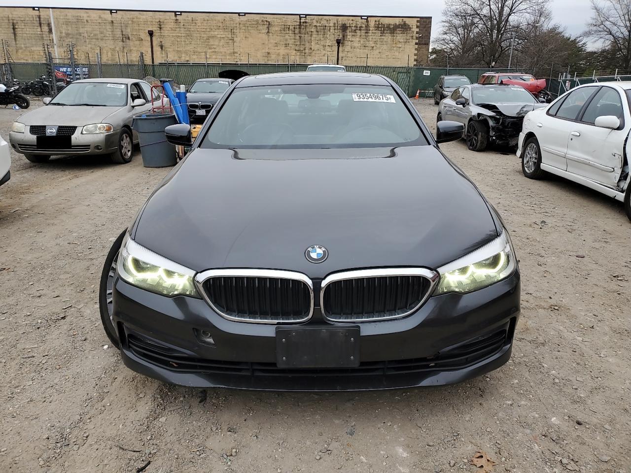 2017 BMW 530 Xi - Фото 5