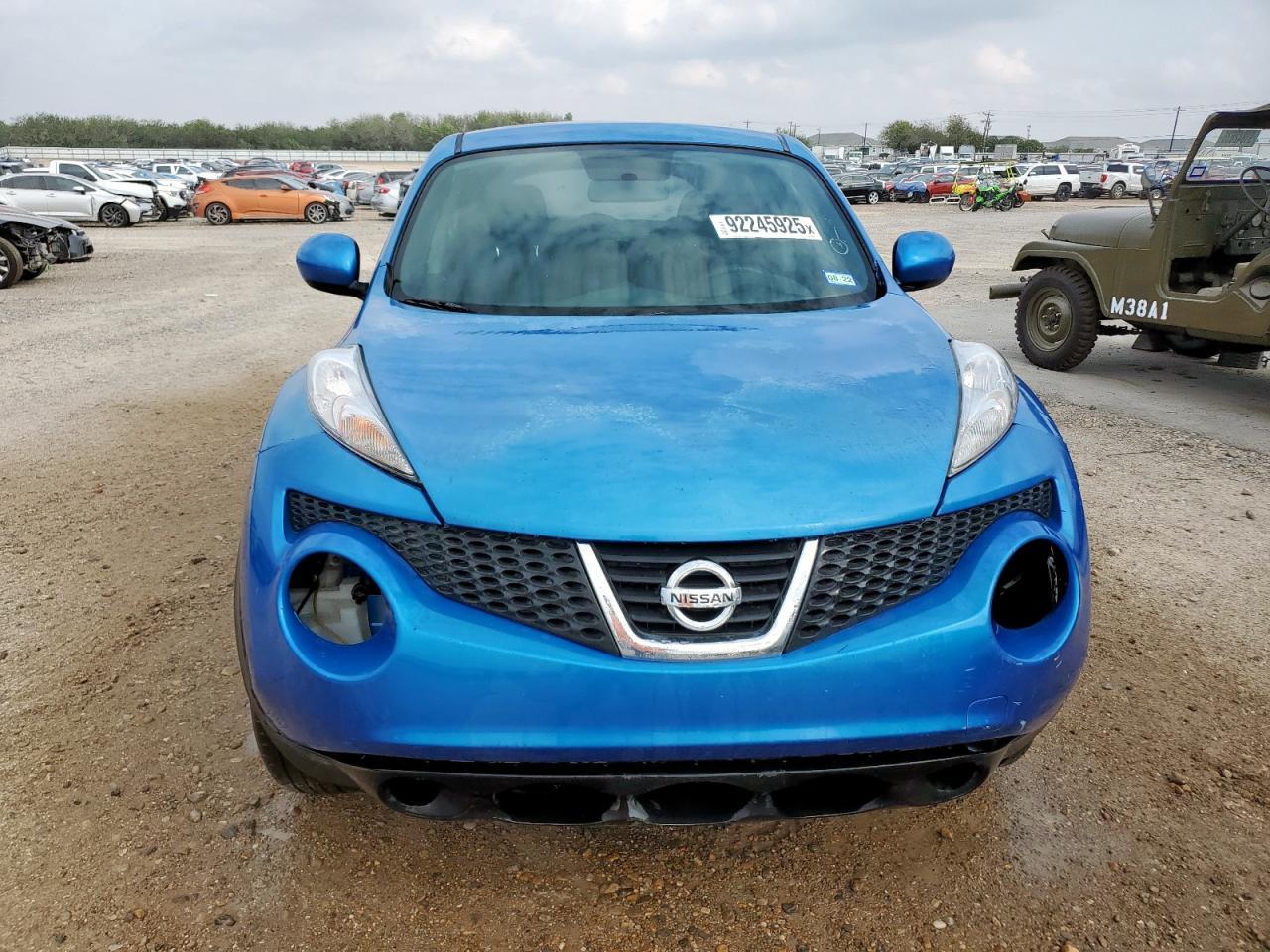 2011 Nissan Juke S - Image 5