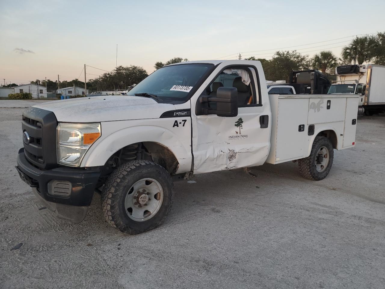 2015 Ford F250 Utility / Service Truck - Image 2