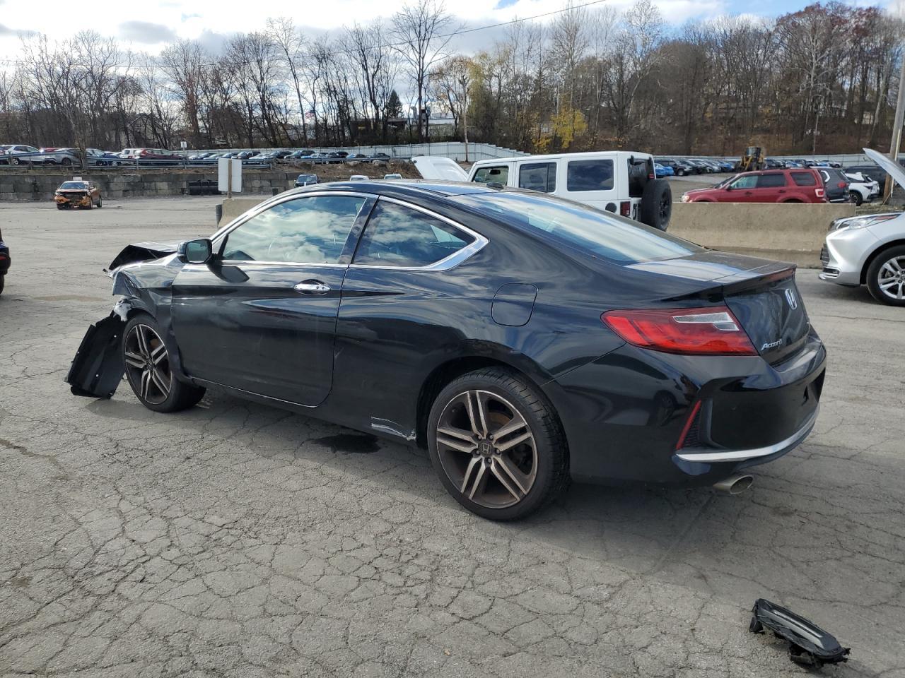 2016 Honda Accord Touring - Image 2