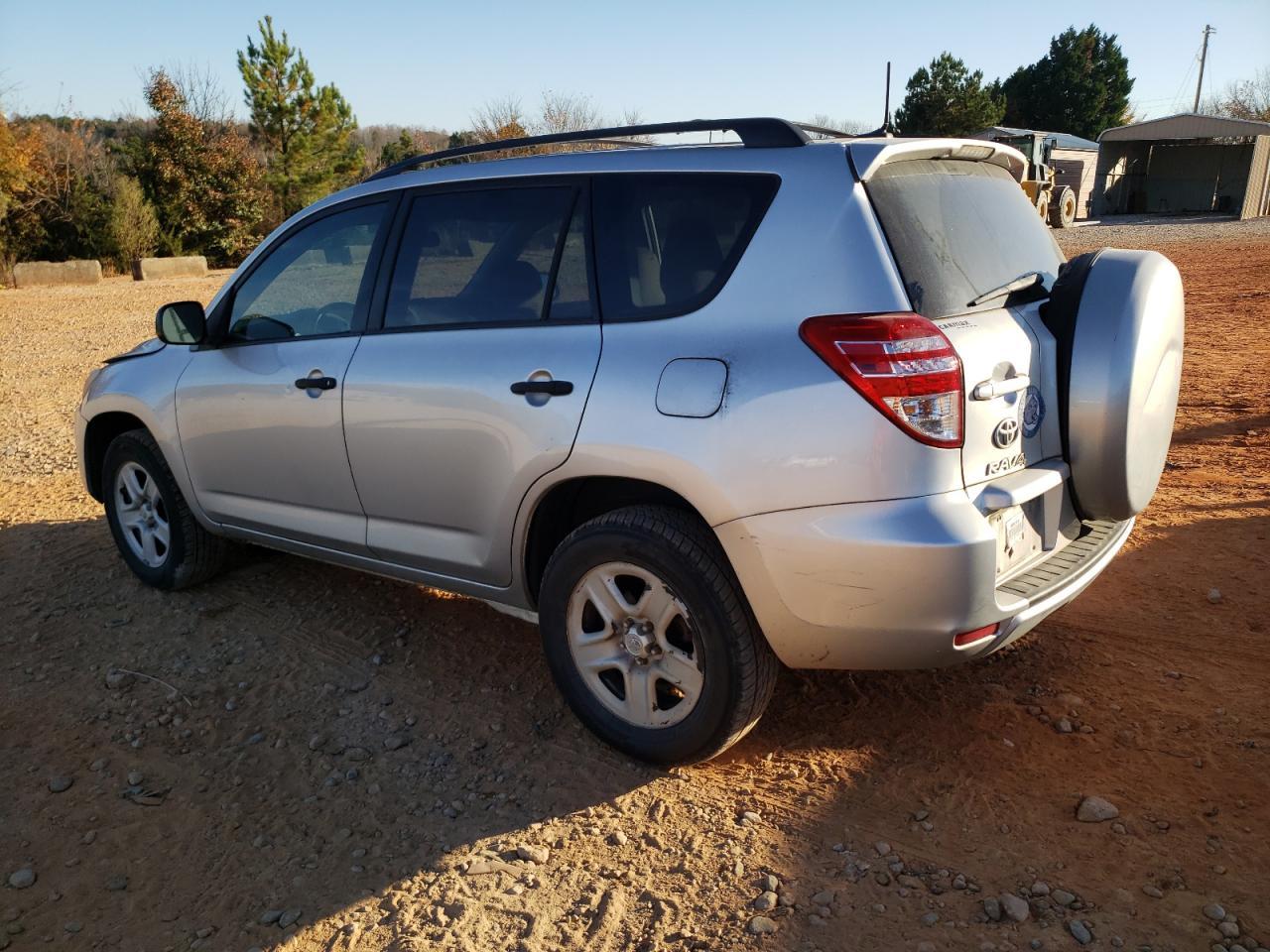 2011 Toyota Rav4 Base - Фото 2