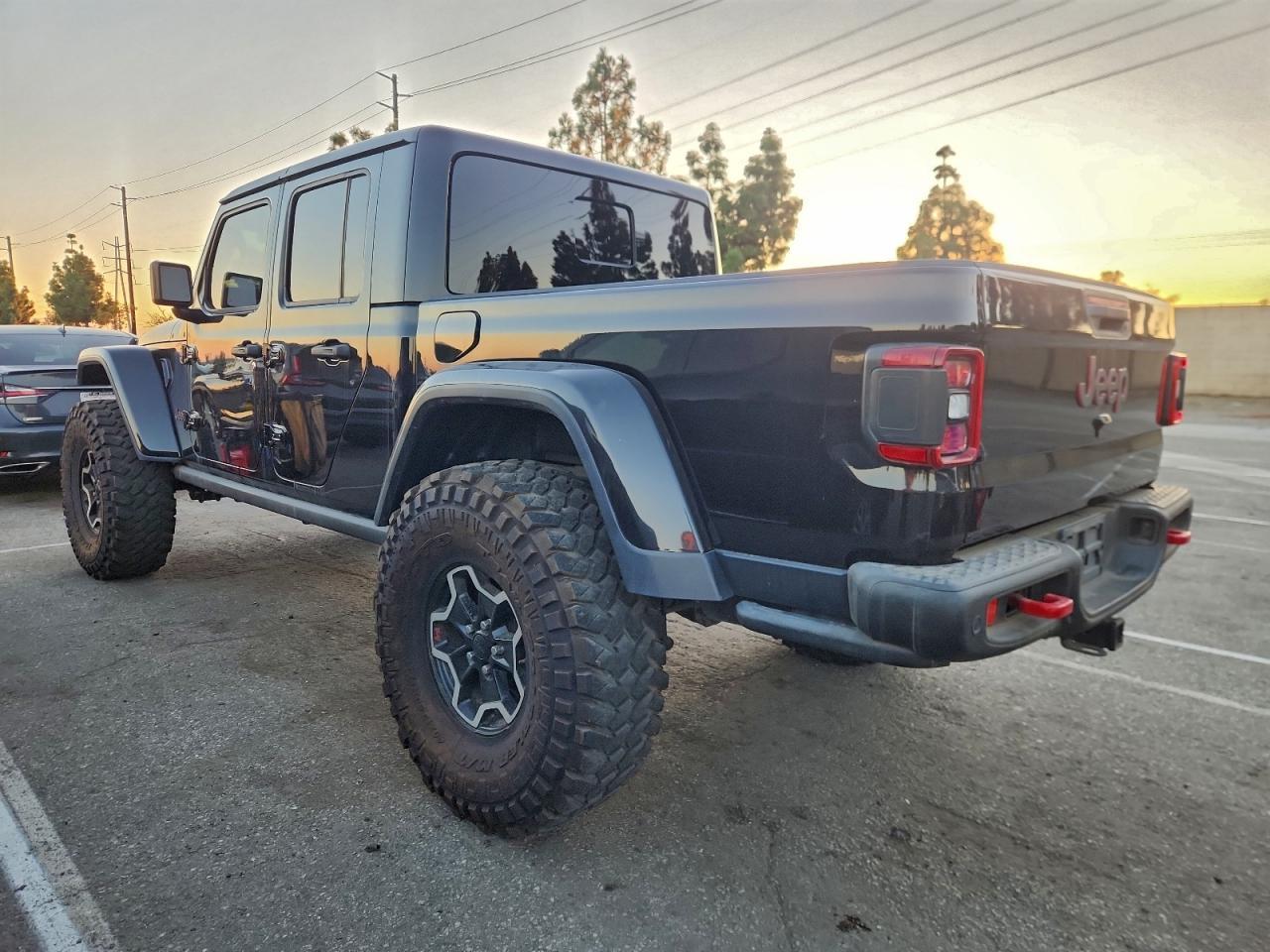 2020 Jeep Gladiator Rubicon - Image 2
